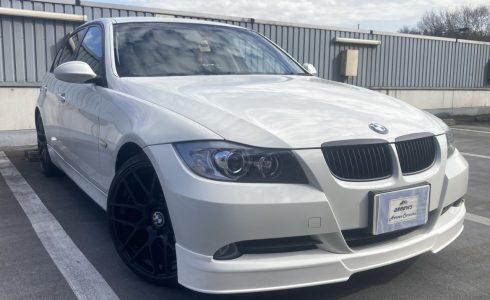 BMW 320i