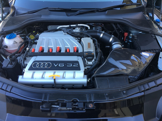 AUDI TT ラムエアシステム